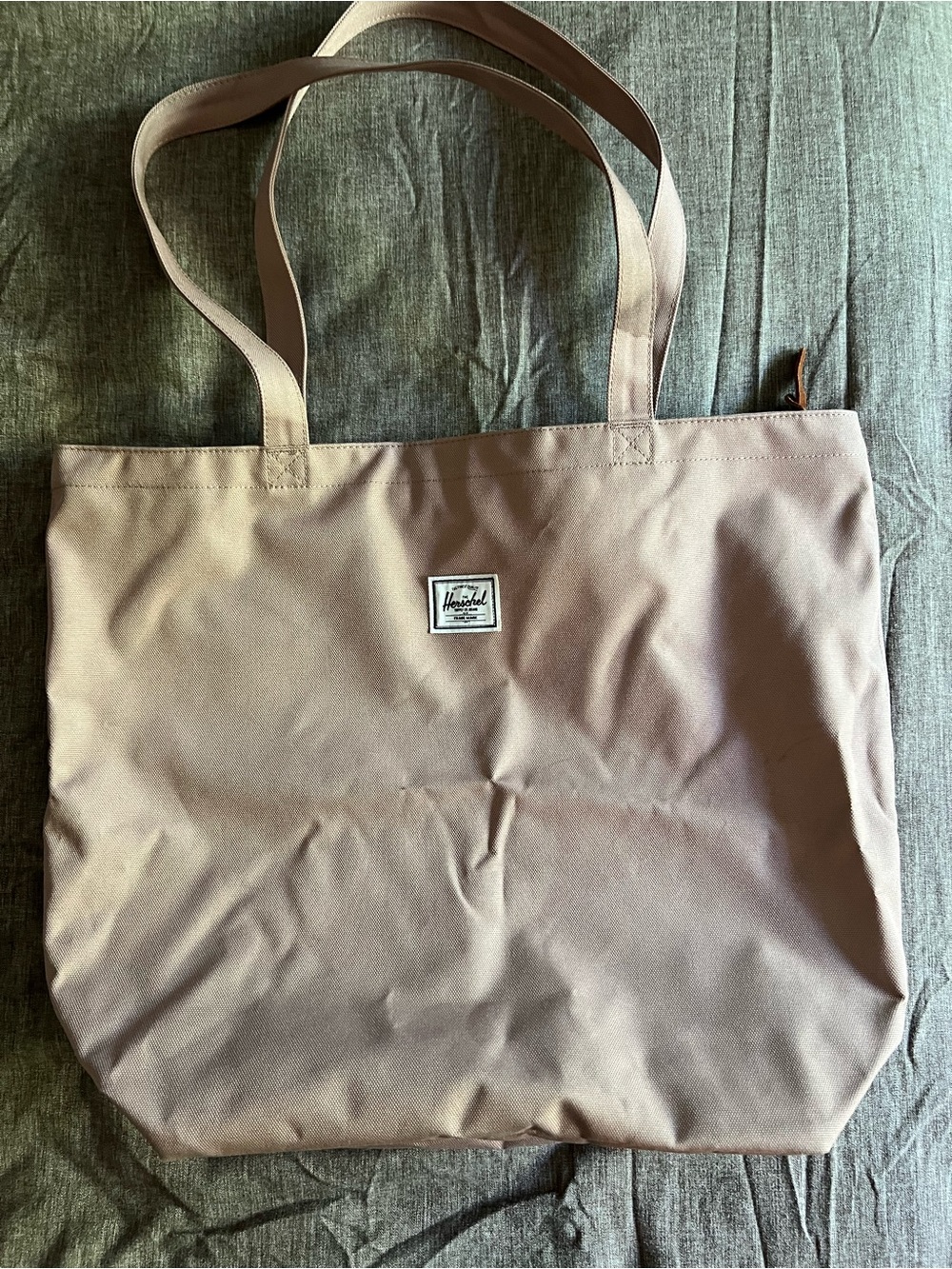 Herschel Supply Co. Blush Tote in Pink